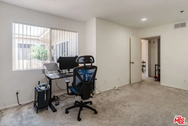 1731 Barry Avenue 214, Los Angeles, California 90025