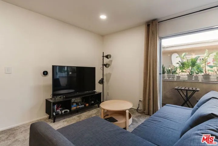 1731 Barry Avenue 214, Los Angeles, California 90025