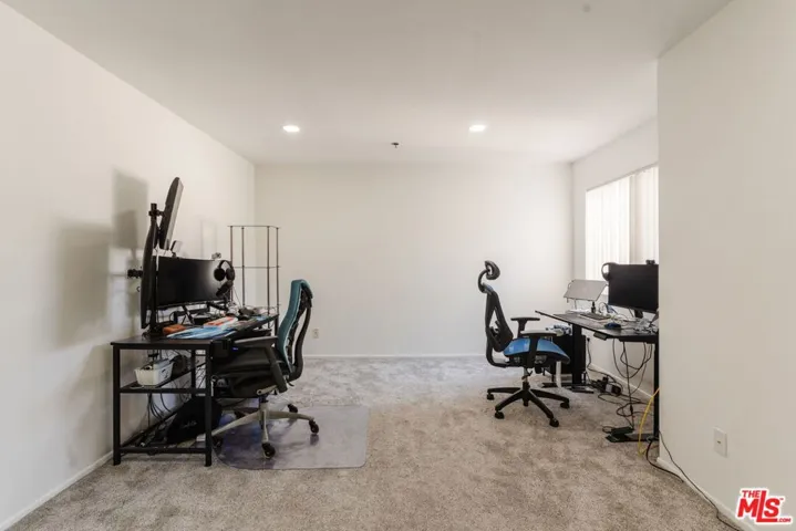 1731 Barry Avenue 214, Los Angeles, California 90025