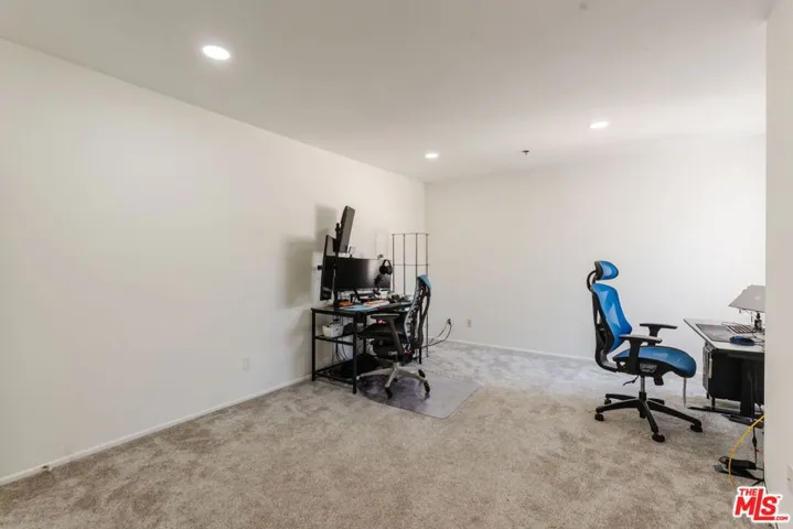 1731 Barry Avenue 214, Los Angeles, California 90025