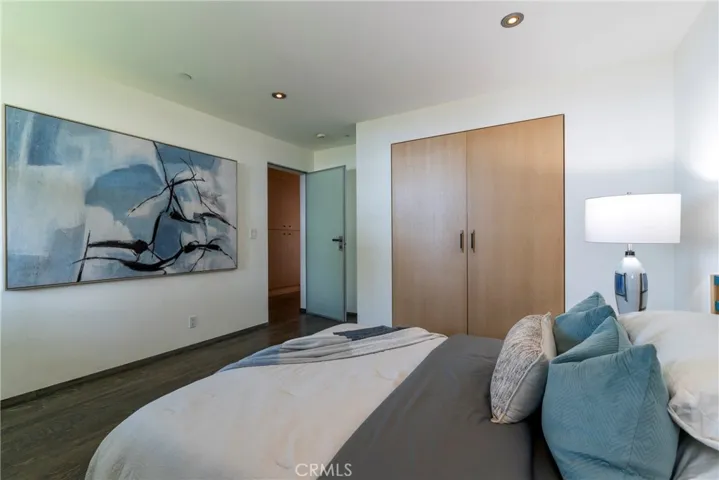 21826 Castlewood Drive, Malibu, California 90265