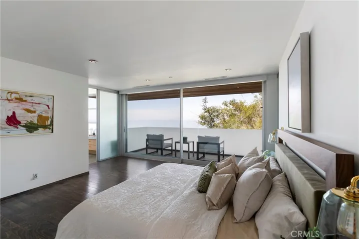 21826 Castlewood Drive, Malibu, California 90265