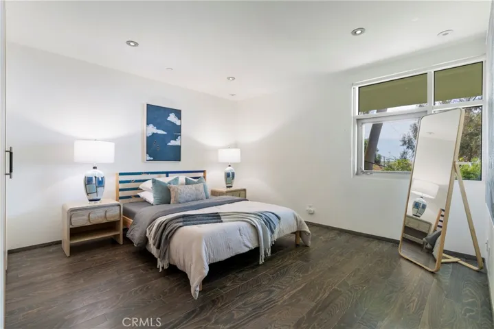 21826 Castlewood Drive, Malibu, California 90265