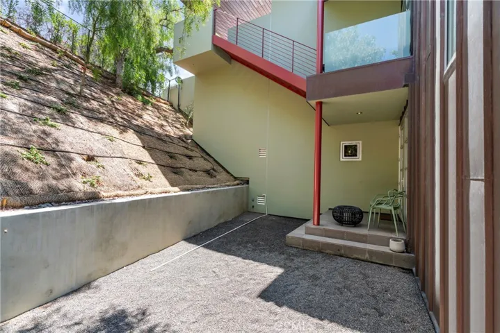 21826 Castlewood Drive, Malibu, California 90265