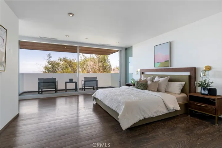 21826 Castlewood Drive, Malibu, California 90265