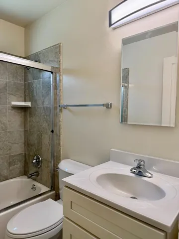 915 Padre Drive, Salinas, California 93901
