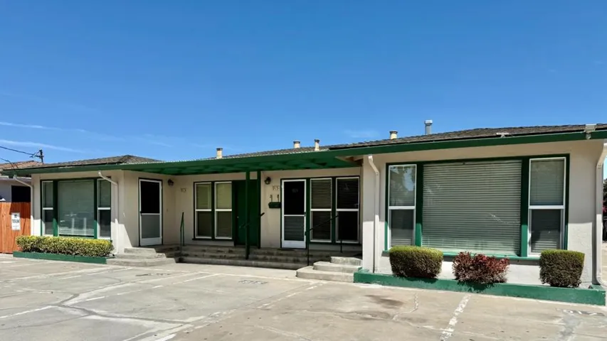 915 Padre Drive, Salinas, California 93901