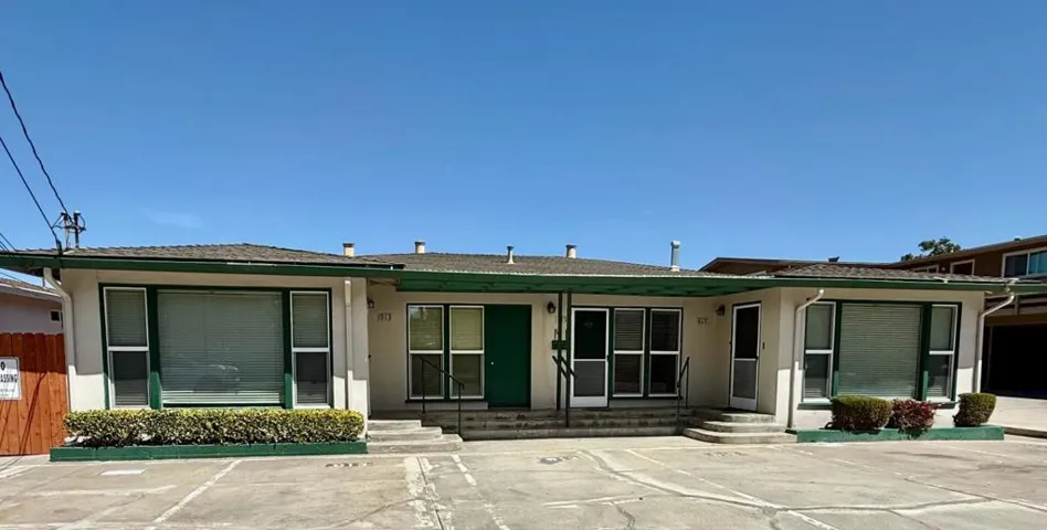 915 Padre Drive, Salinas, California 93901