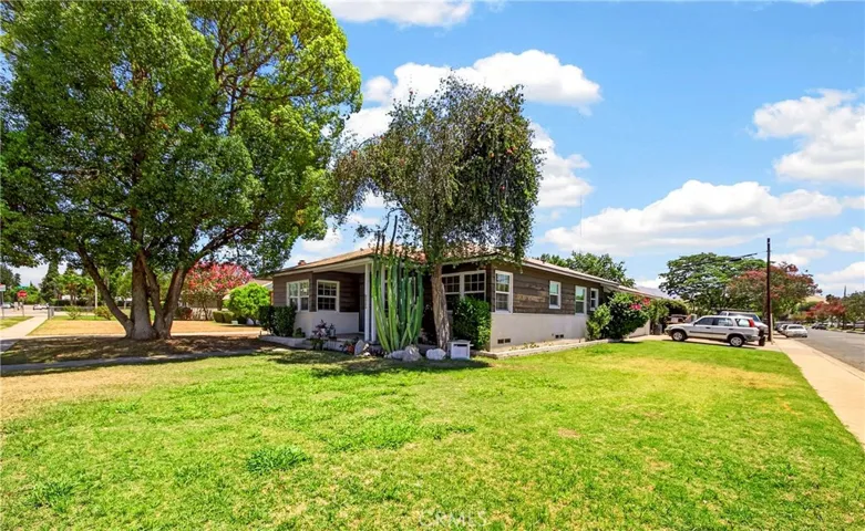 2045 Crestview, San Bernardino, California 92404