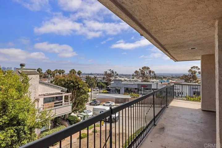 3903 California Street 1, San Diego, California 92110