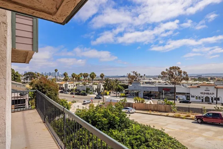 3903 California Street 1, San Diego, California 92110