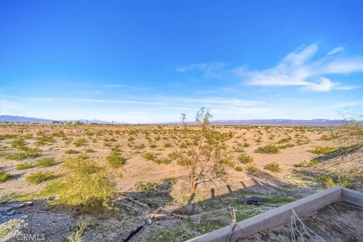 1348 Redwood, Needles, California 92363