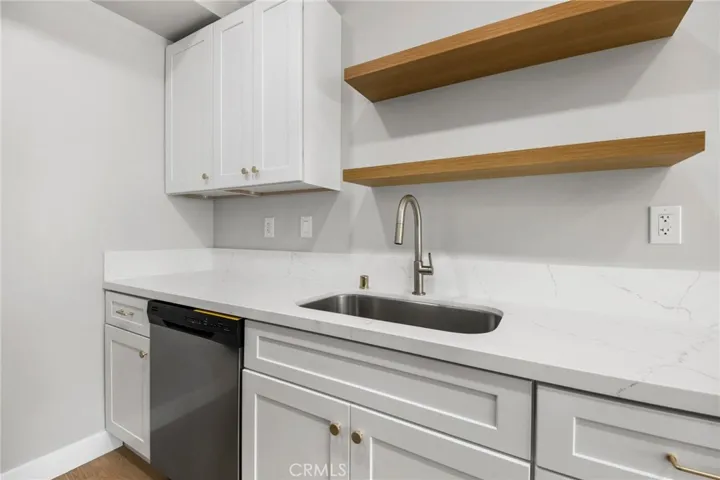1107 E 3rd Unit #9, Long Beach, California 90802