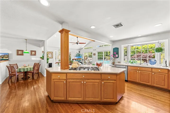 135 E Las Flores Ave, Arcadia, California 91006