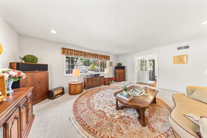 135 E Las Flores Ave, Arcadia, California 91006