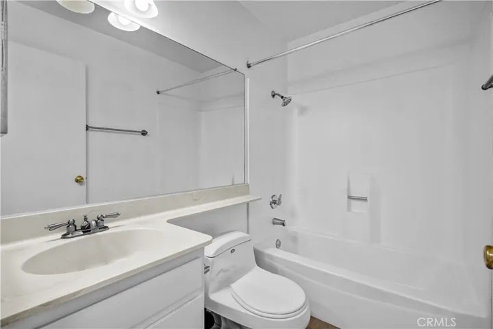 5700 Etiwanda Avenue 282, Tarzana, California 91356
