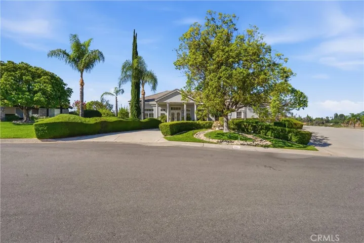 Garage Driveway and Circular Driveway