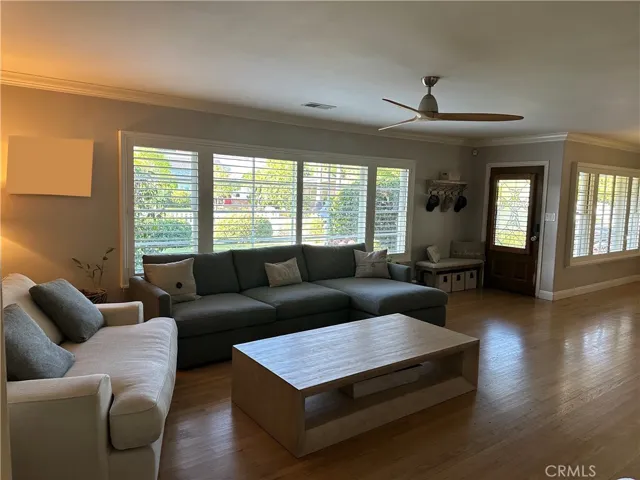 15742 Vose, Los Angeles, California 91406