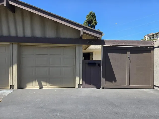 6267 Caminito Juanico, San Diego, California 92111