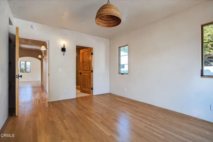 36-web-or-mls-UpmarketMedia_622e-127