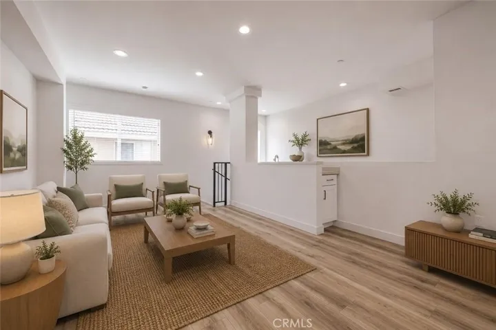 Living Room Virtually Photo