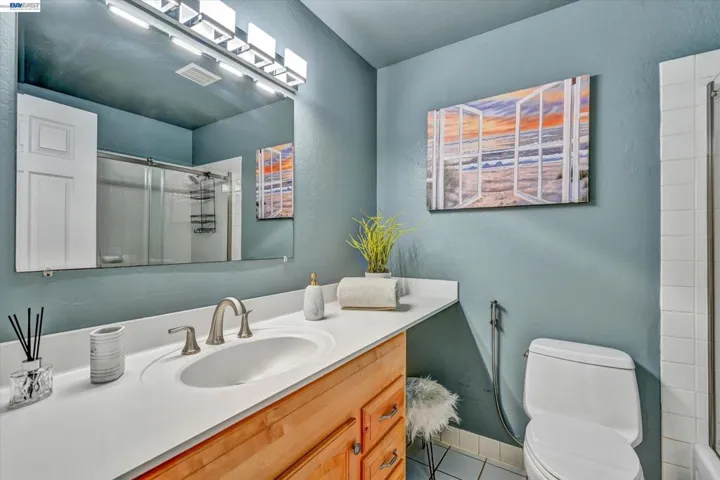 82 Derby St., Daly City, California 94015