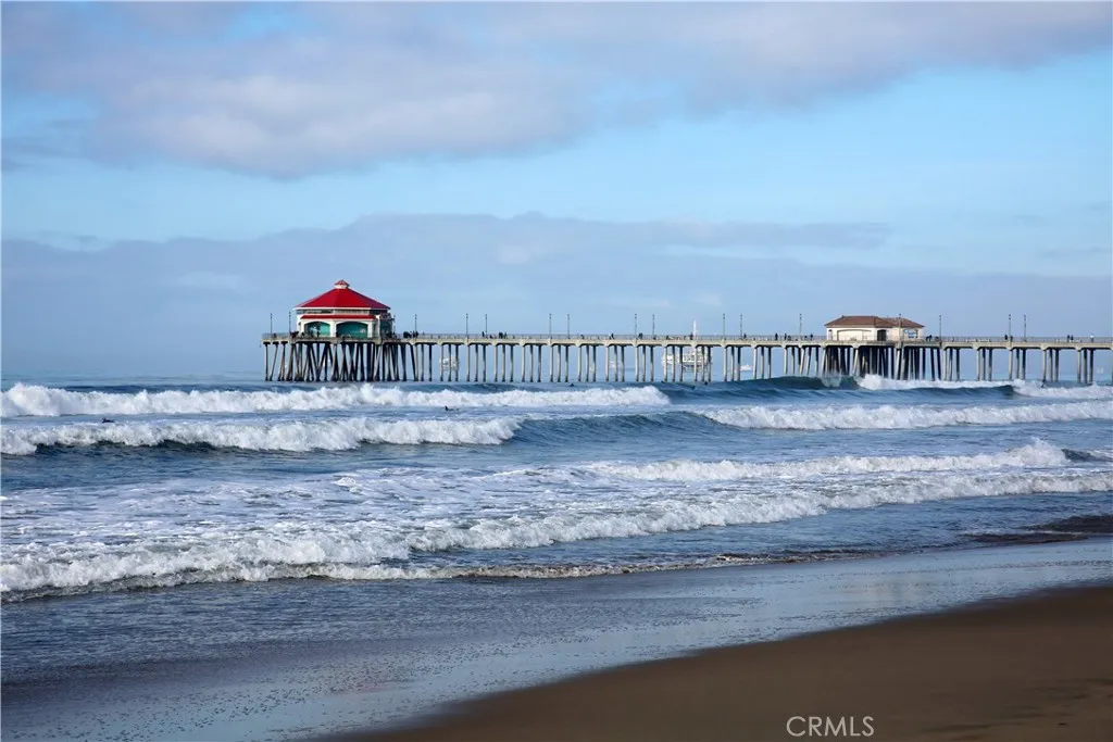 30 minutes to Huntington Beach