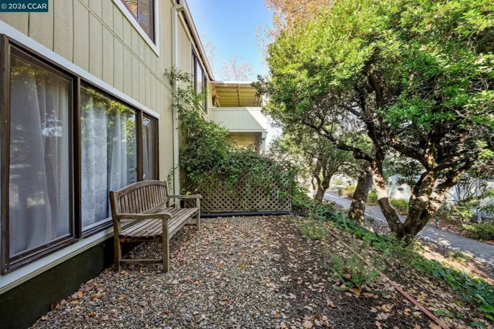 1116 Running Springs 6, Walnut Creek, California 94595