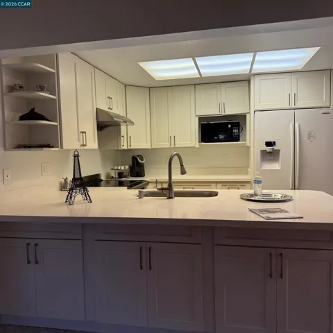 1116 Running Springs 6, Walnut Creek, California 94595