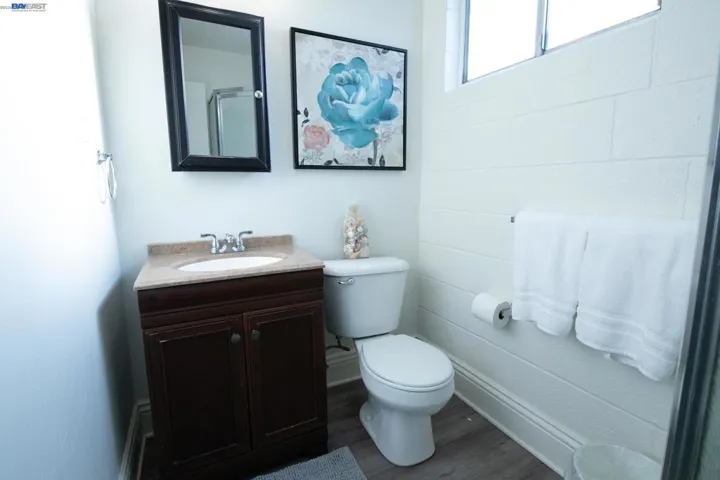 1724 Palmetto Ave, Pacifica, California 94044
