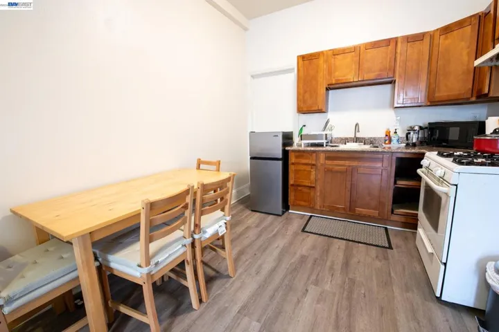 1724 Palmetto Ave, Pacifica, California 94044
