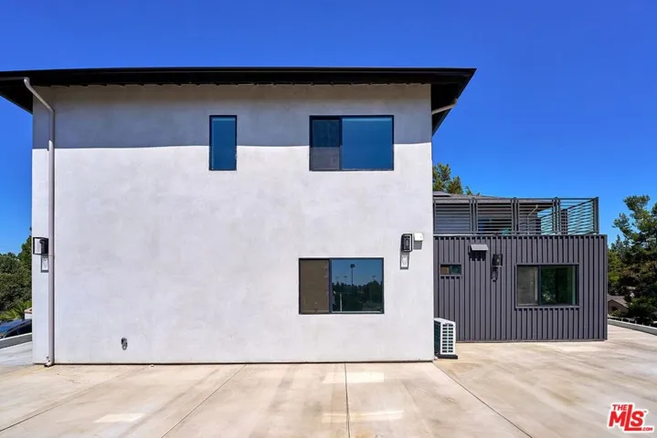 102 Marion Boulevard, Fullerton, California 92835