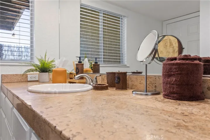7433 Fairway, Yucca Valley, California 92284