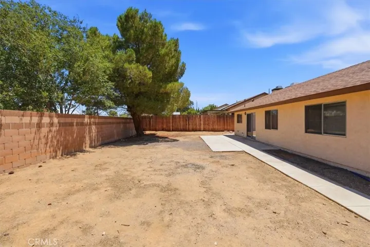 1855 E Avenue R2, Palmdale, California 93550