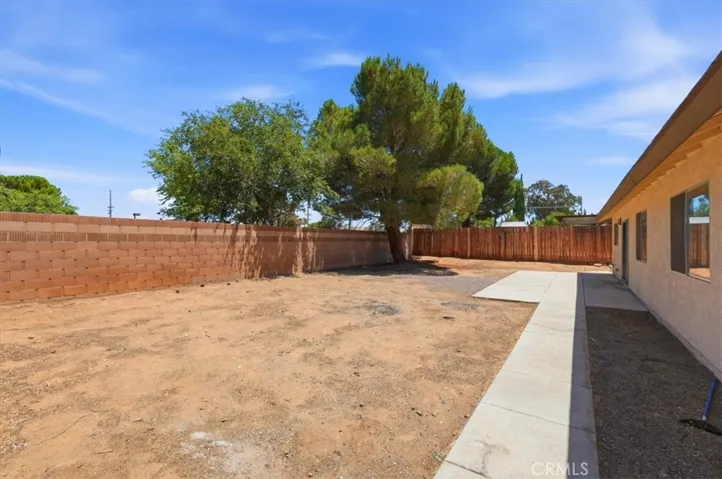 1855 E Avenue R2, Palmdale, California 93550