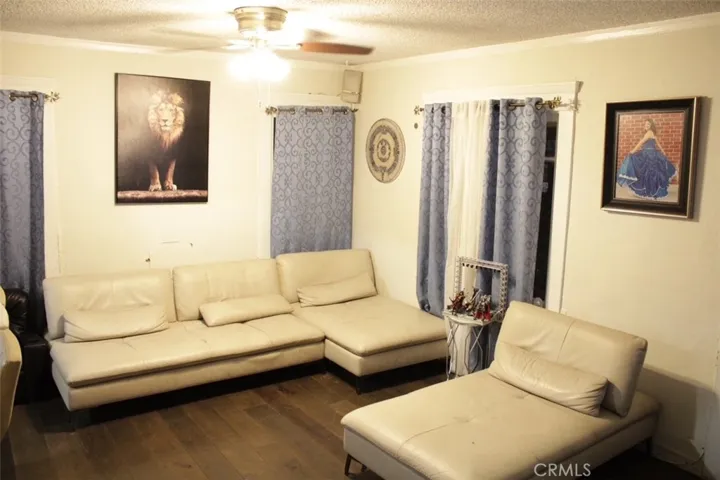 1467 Walnut Ave, Long Beach, California 90813