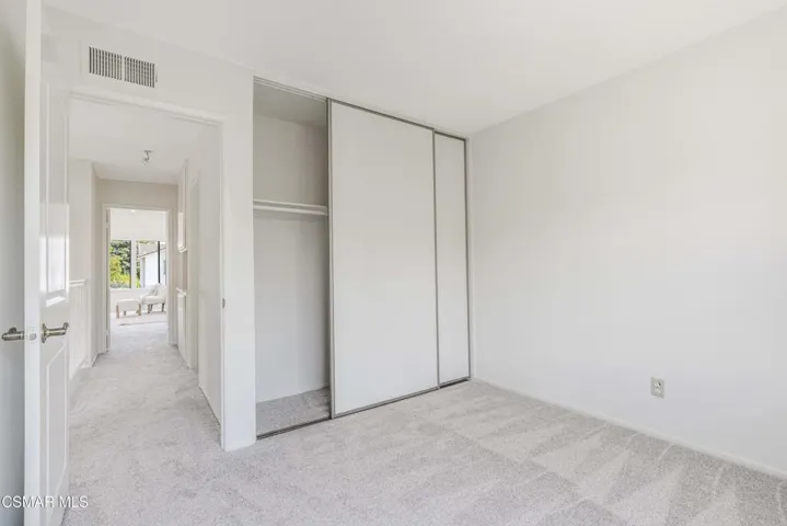 403 Blackhawk Dr-26