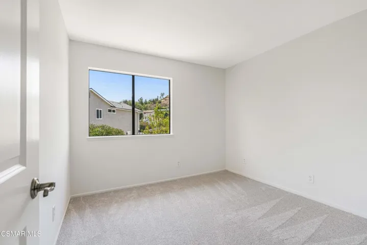 403 Blackhawk Dr-21