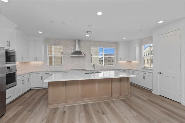2600 Quince Way, Carlsbad, California 92008