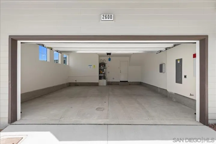 2600 Quince Way, Carlsbad, California 92008