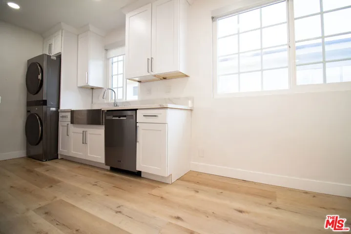 835 S Sherbourne Drive 9, Los Angeles, California 90035