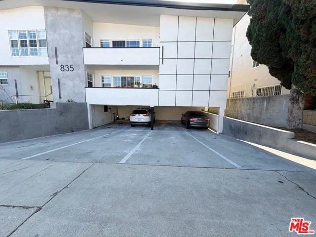835 S Sherbourne Drive 9, Los Angeles, California 90035