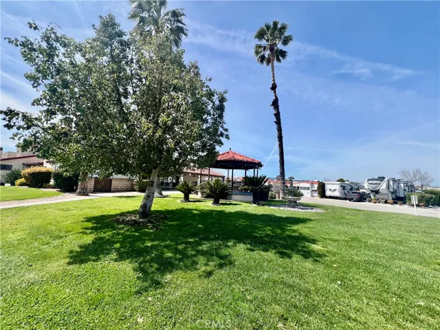 827 Deerwood Drive, San Jacinto, California 92583