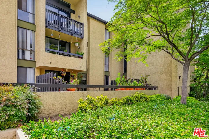 4040 Via Marisol 117, Los Angeles, California 90042