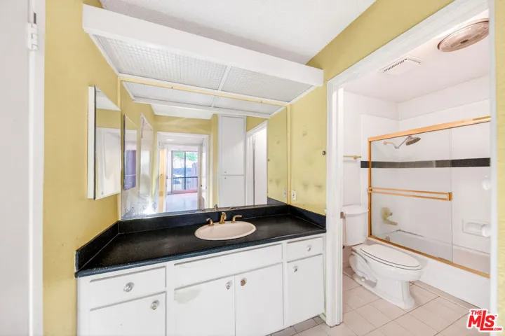 4040 Via Marisol 117, Los Angeles, California 90042