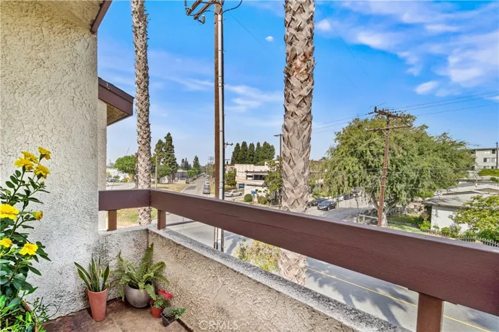 620 W Hyde Park, Inglewood, California 90302