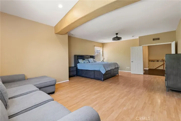 574 Oak Tree Court, Simi Valley, California 93065