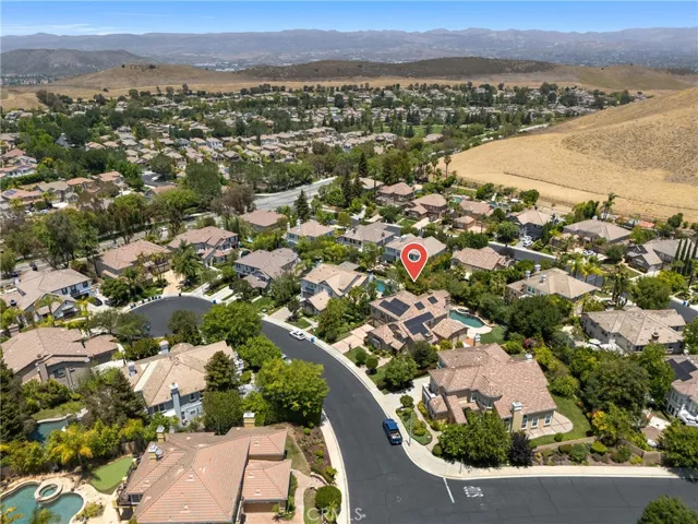 574 Oak Tree Court, Simi Valley, California 93065