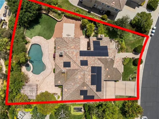 574 Oak Tree Court, Simi Valley, California 93065