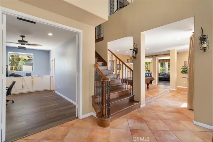574 Oak Tree Court, Simi Valley, California 93065